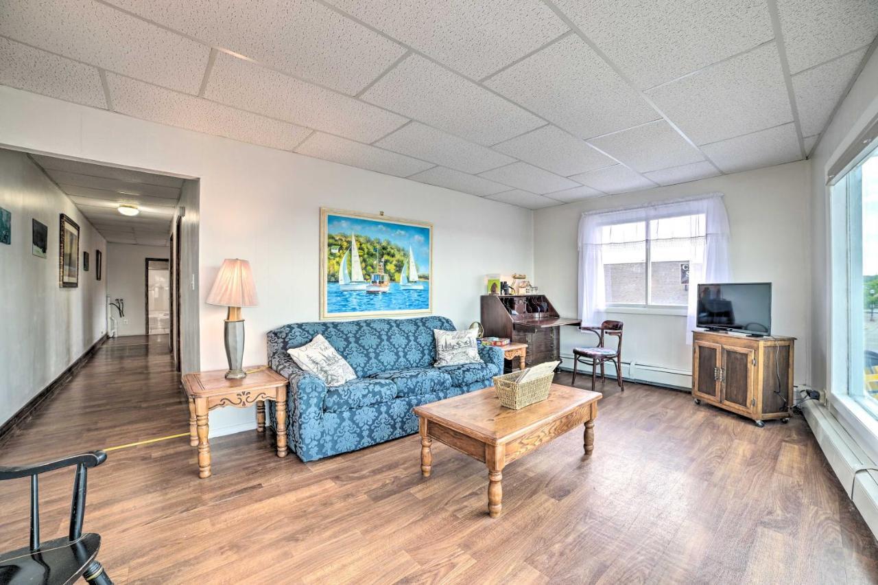 Walkable St Ignace Condo With Lake Huron Views Saint Ignace Esterno foto