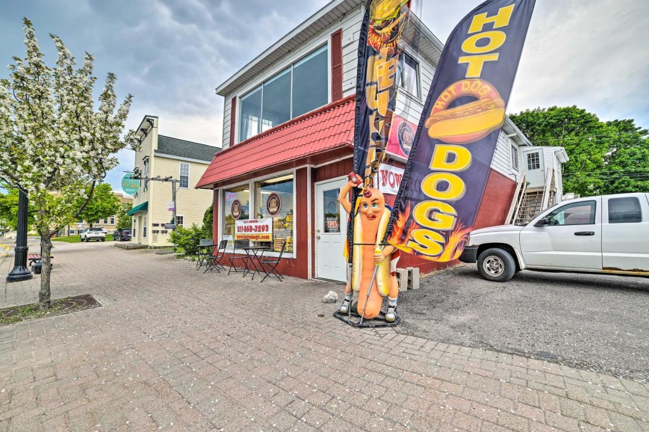 Walkable St Ignace Condo With Lake Huron Views Saint Ignace Esterno foto