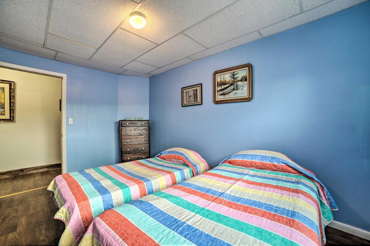 Walkable St Ignace Condo With Lake Huron Views Saint Ignace Esterno foto